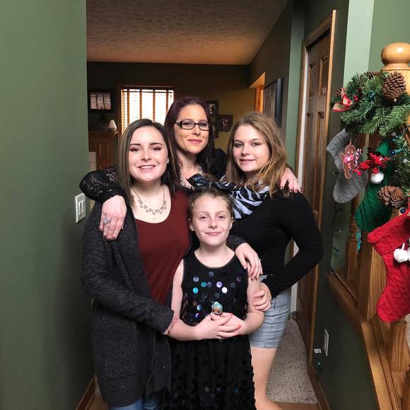 Meet your Posher, Linsey - Picture 1 of 1